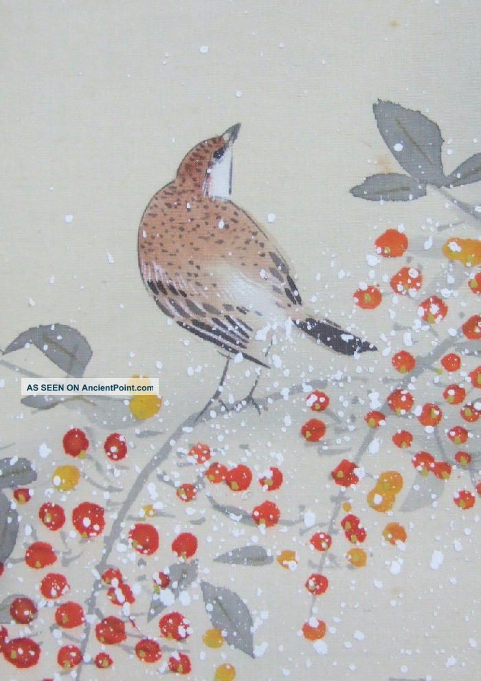 F956: Japanese Hanging Scroll Bird With Snow Covered Nandina For Winter. Paintings & Scrolls photo