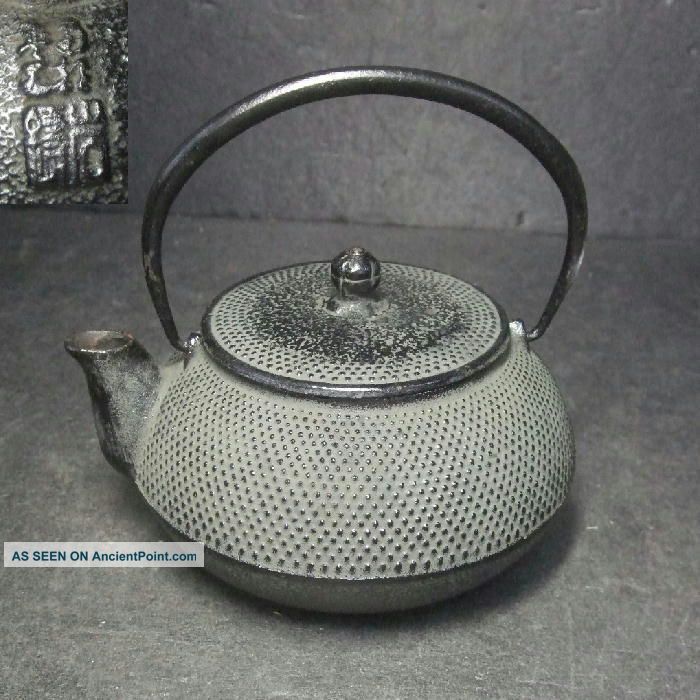 F723: Japanese Smallish Iron Teakettle Nanbu - Tetsubin Of Popular Arare Style Teapots photo