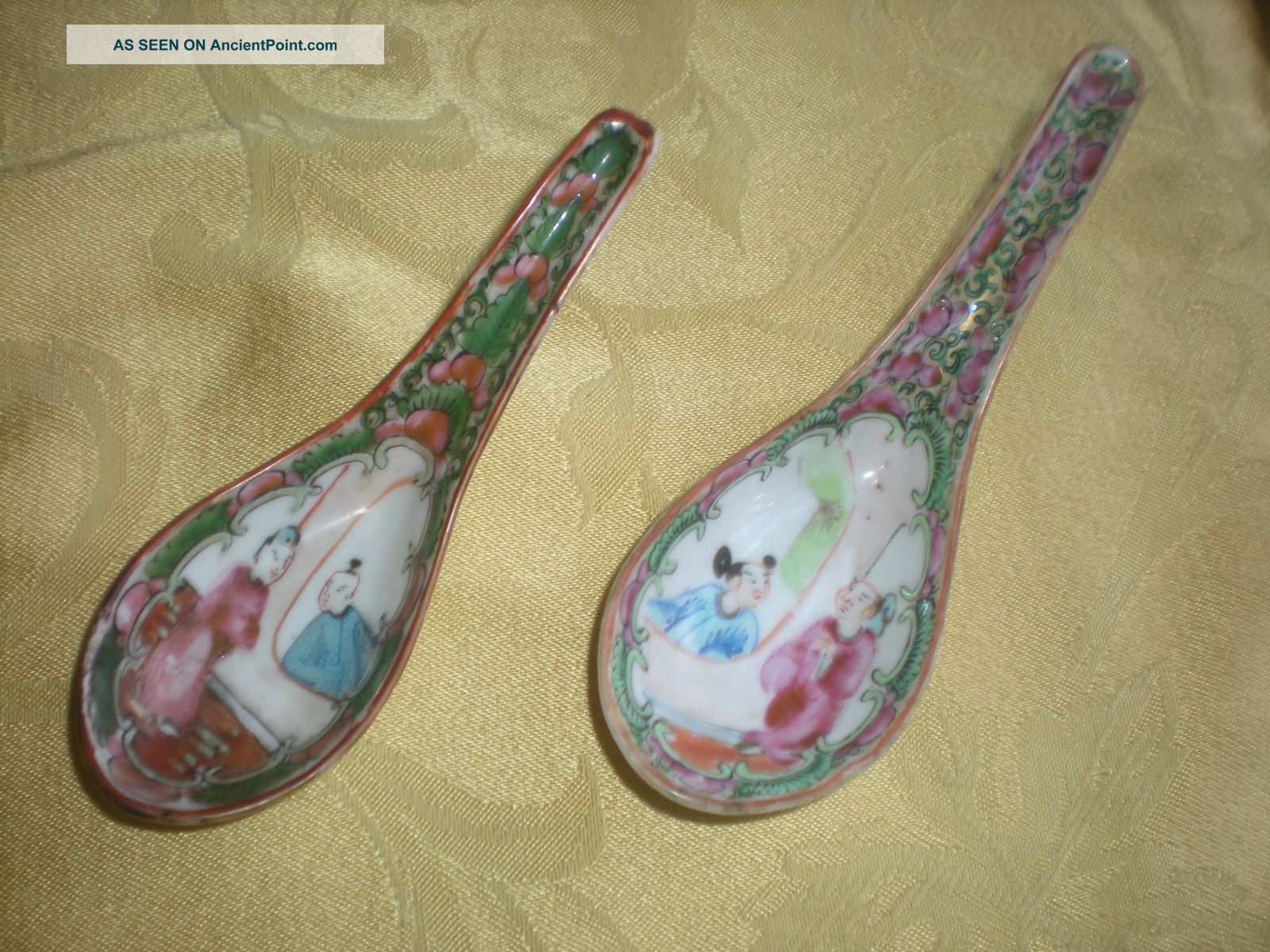 Lot 2 Antique Chinese Rose Medallion Soup Spoons 19th Century Plates photo