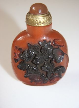 Antique Chinese Carved 2 Color Fish Glass Snuff Bottle Shaanxi Museum1644 - 1911 photo