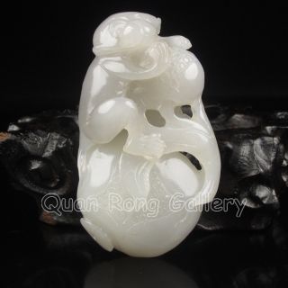 Chinese Hetian Jade Pendant - Monkey & Peach Nr photo