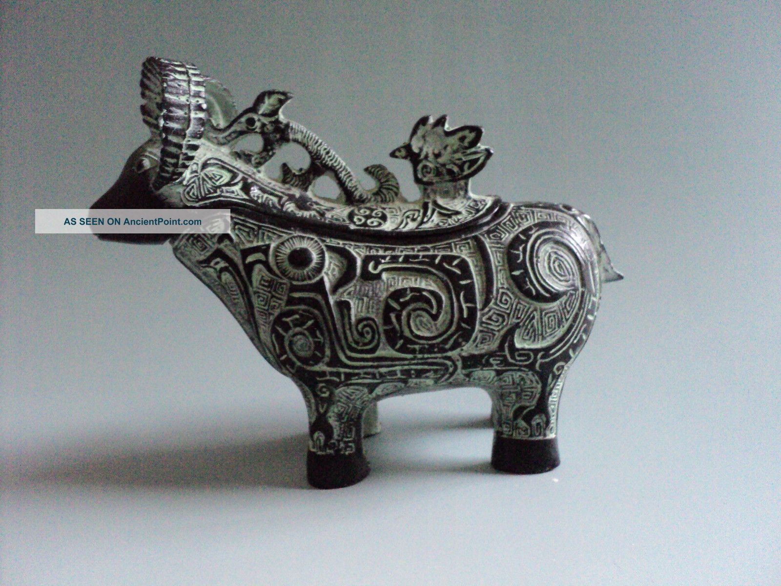 China Bronze Drinking Cup - The Sheep Statue Sheng Wine Vessel 羊尊盛酒器 Glasses & Cups photo