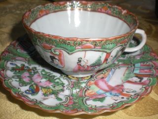 Antique Chinese Rose Medallion Scalloped Tea Cup & Saucer 19th Century photo