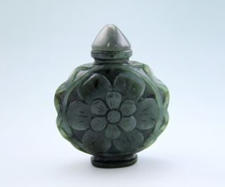 89g Fine Chinese Hetian Green Jade Fiowers Snuff Bottle Nr photo