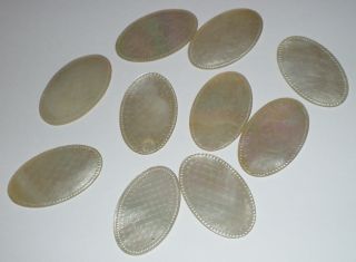 10 X Chinese Mother Of Pearl Gaming Counters Casino Chip Finely Engraved Antique photo