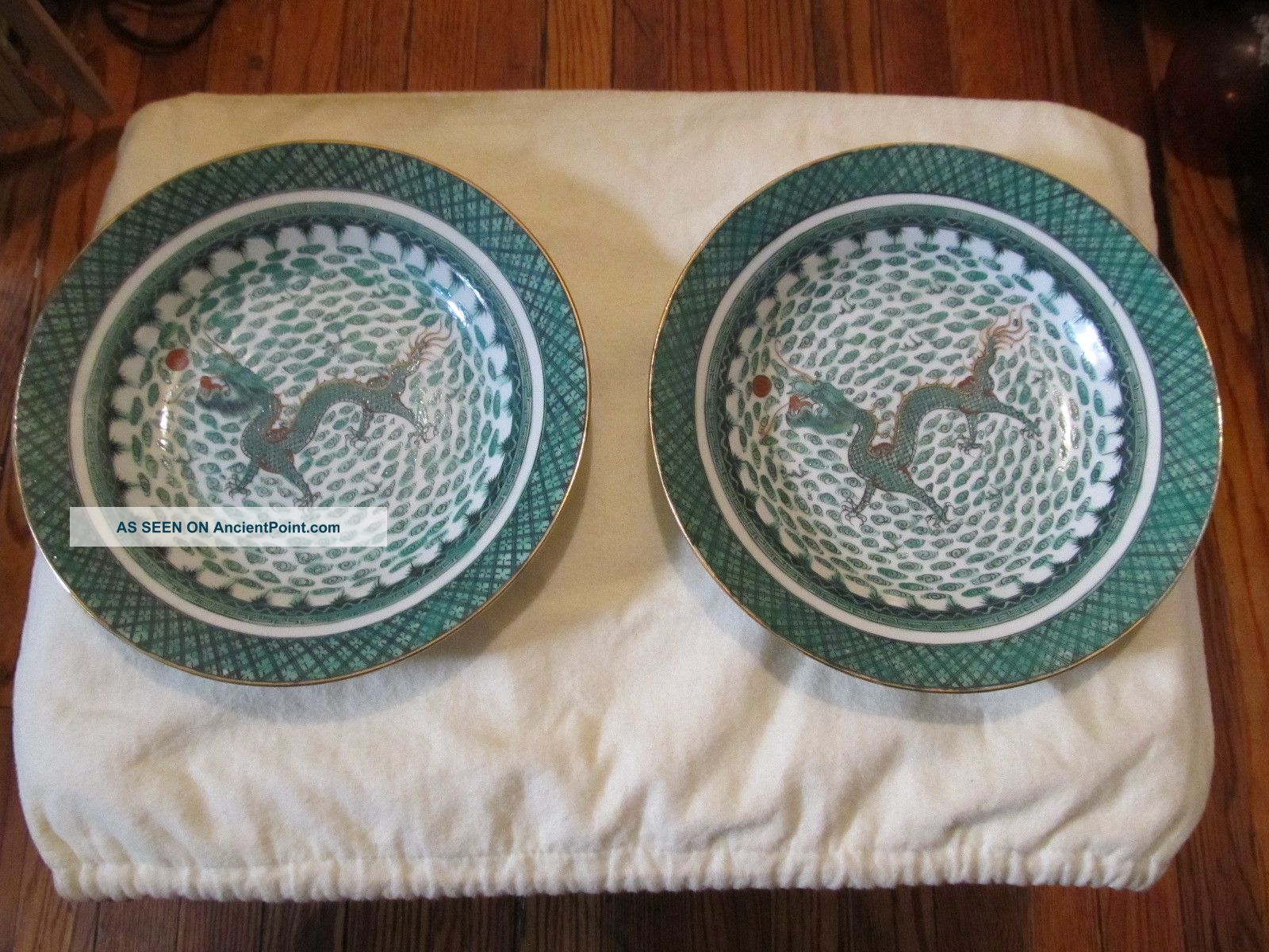 Pair Of Export Chinese Plates With Green Dragon And Qianlong Mark Plates photo