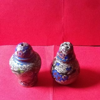 Vintage Chinese Cloisonne Salt And Pepper Set Including The Head - photo
