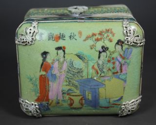 Chinese Old Porcelain Handwork Painting Belle Jewel Box photo