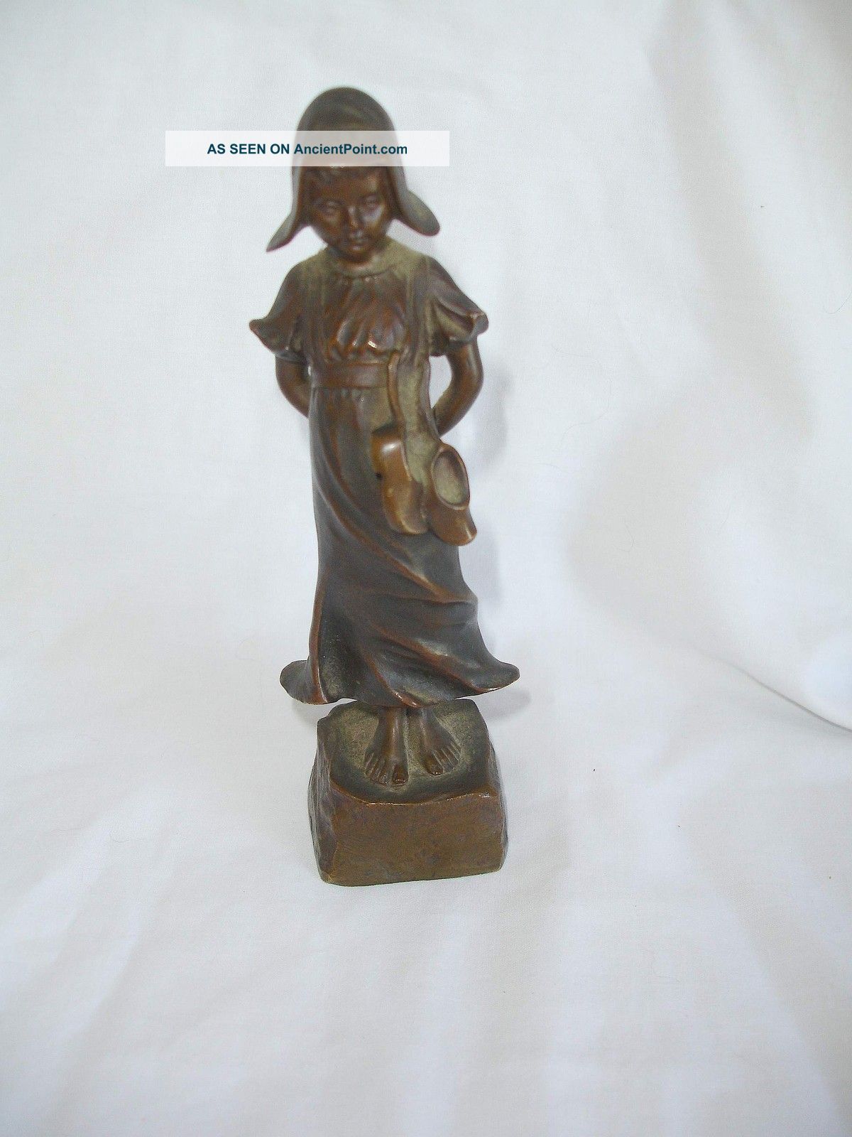 Signed J.  Pilar Wien Bronze Dutch Girl Statue Vienna Austrian Art Deco Bronze Metalware photo