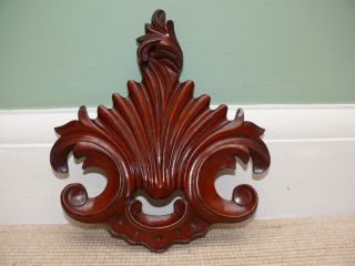 19thc Mahogany Carving With Fluted Decor photo