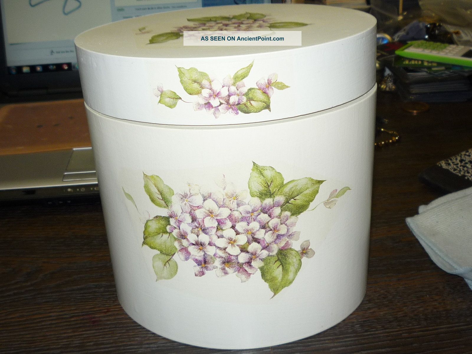 Hydrangea Oval Wooden Box With Lid Nib Boxes photo