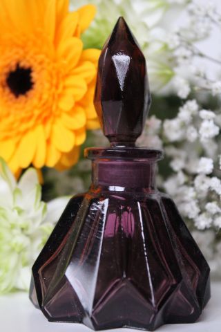 Spring - Flower Shape Dark Violet Parfume Bottle - True Art Deco photo
