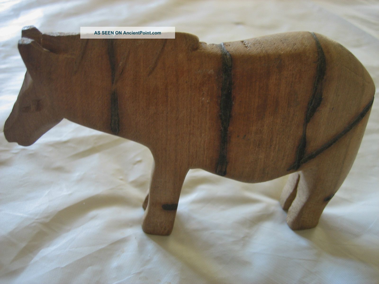 carved animal t-shirt