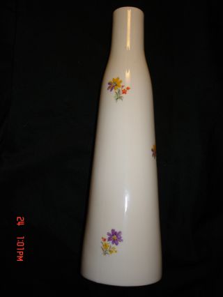 Hollohaza Hungary Porcelain Vase photo