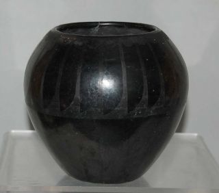 Vintage San Ildefonso Pottery Vase Signed Marie - Feather Motif 5 