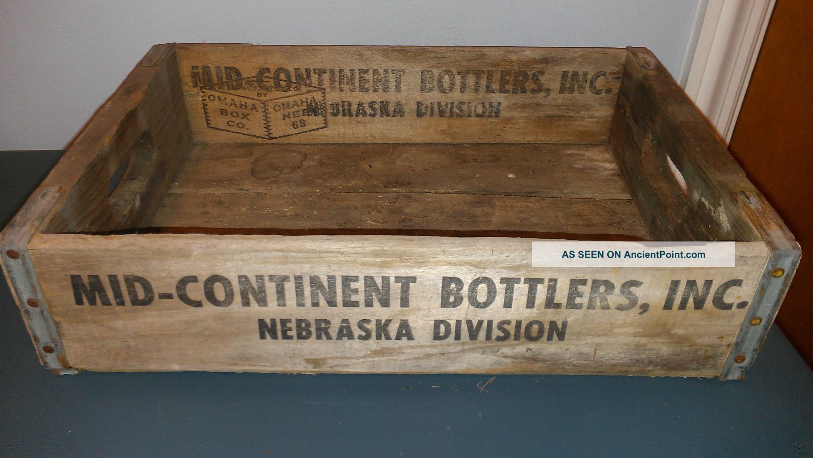Old Nebraska 1968 Mid Continent Bottlers Wood Wooden Soda Pop Crate Crates Case Boxes photo