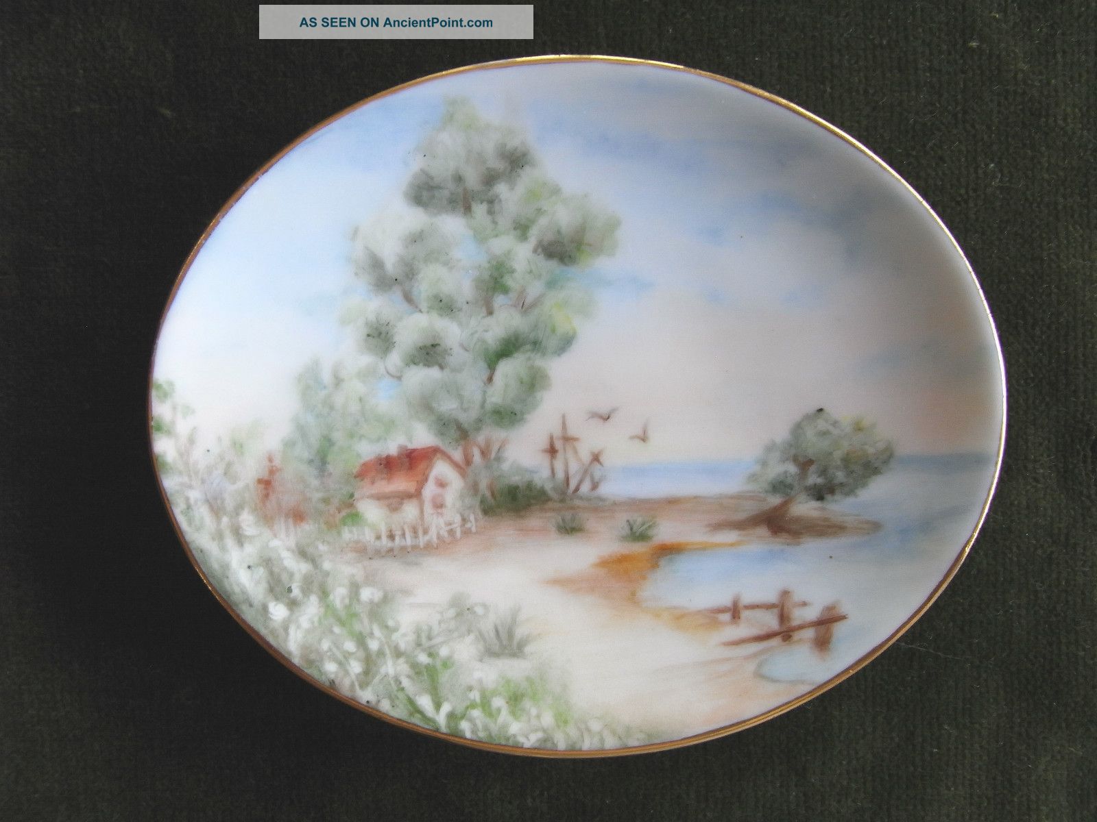 Pocelain Plate Miniature 19th Century Furstenburg Brunswick Germany. Figurines photo