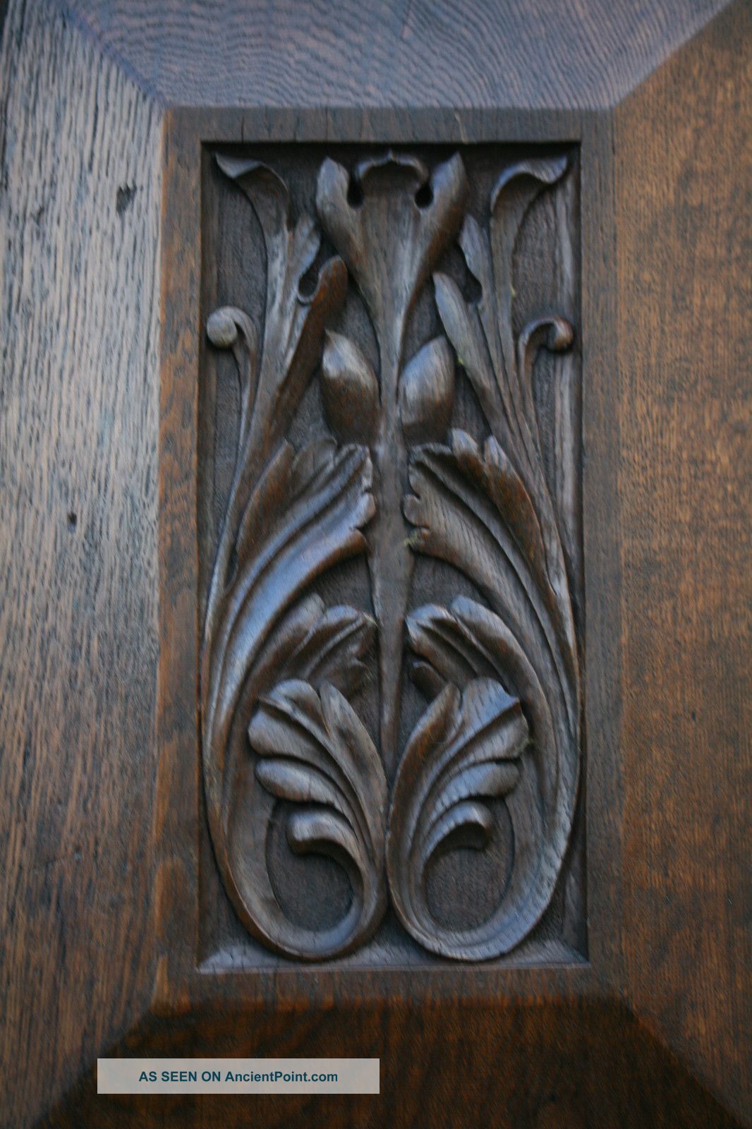 17th C.  Carved Oak Panel With The Central Leaf Relief Carvings C1680 Other photo