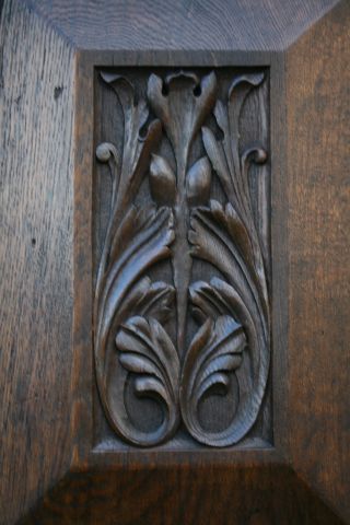 17th C.  Carved Oak Panel With The Central Leaf Relief Carvings C1680 photo