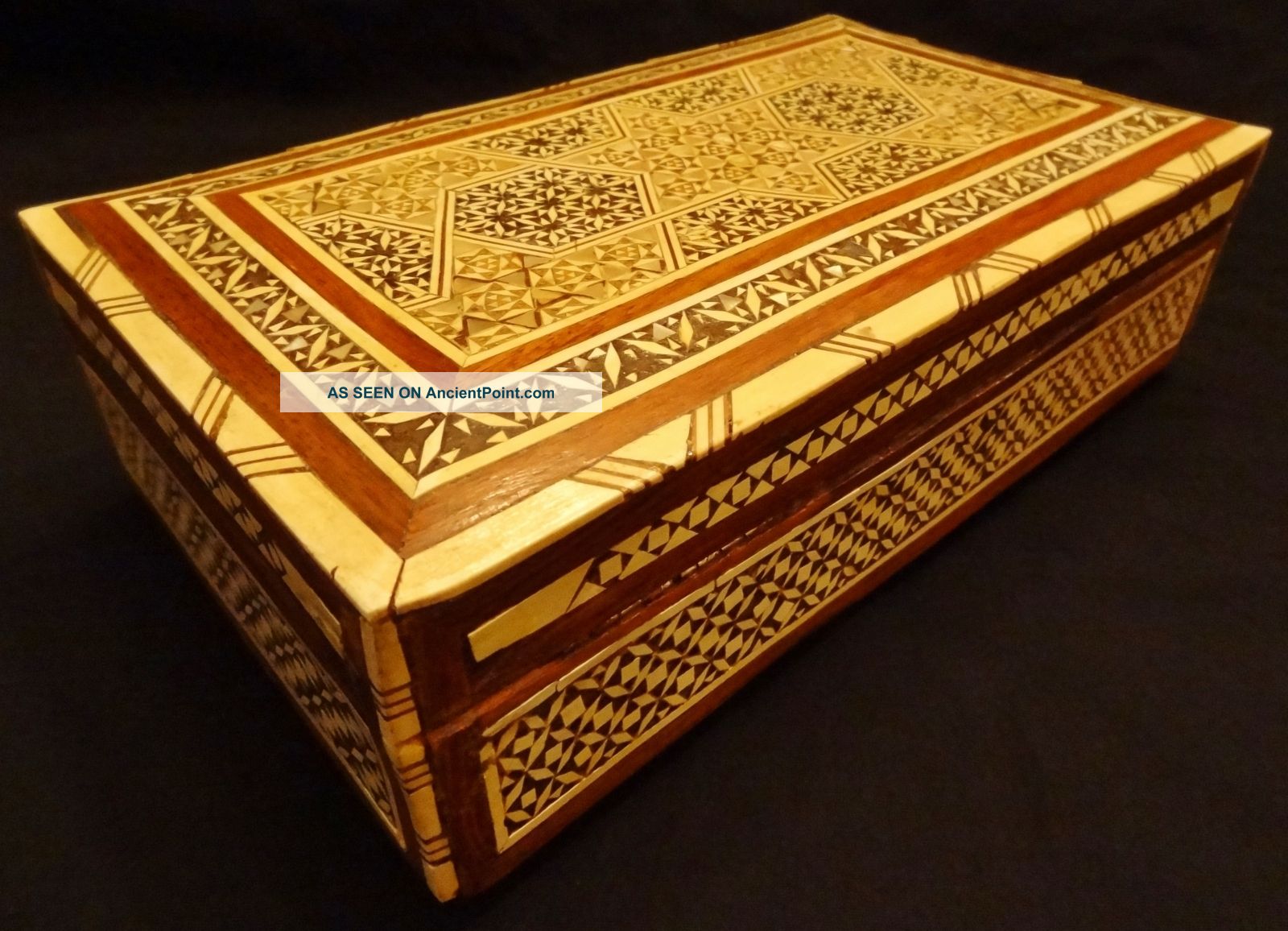 Intricate Inlaid Wooden Box Mother Of Pearl,  Diverse Other Materials Boxes photo