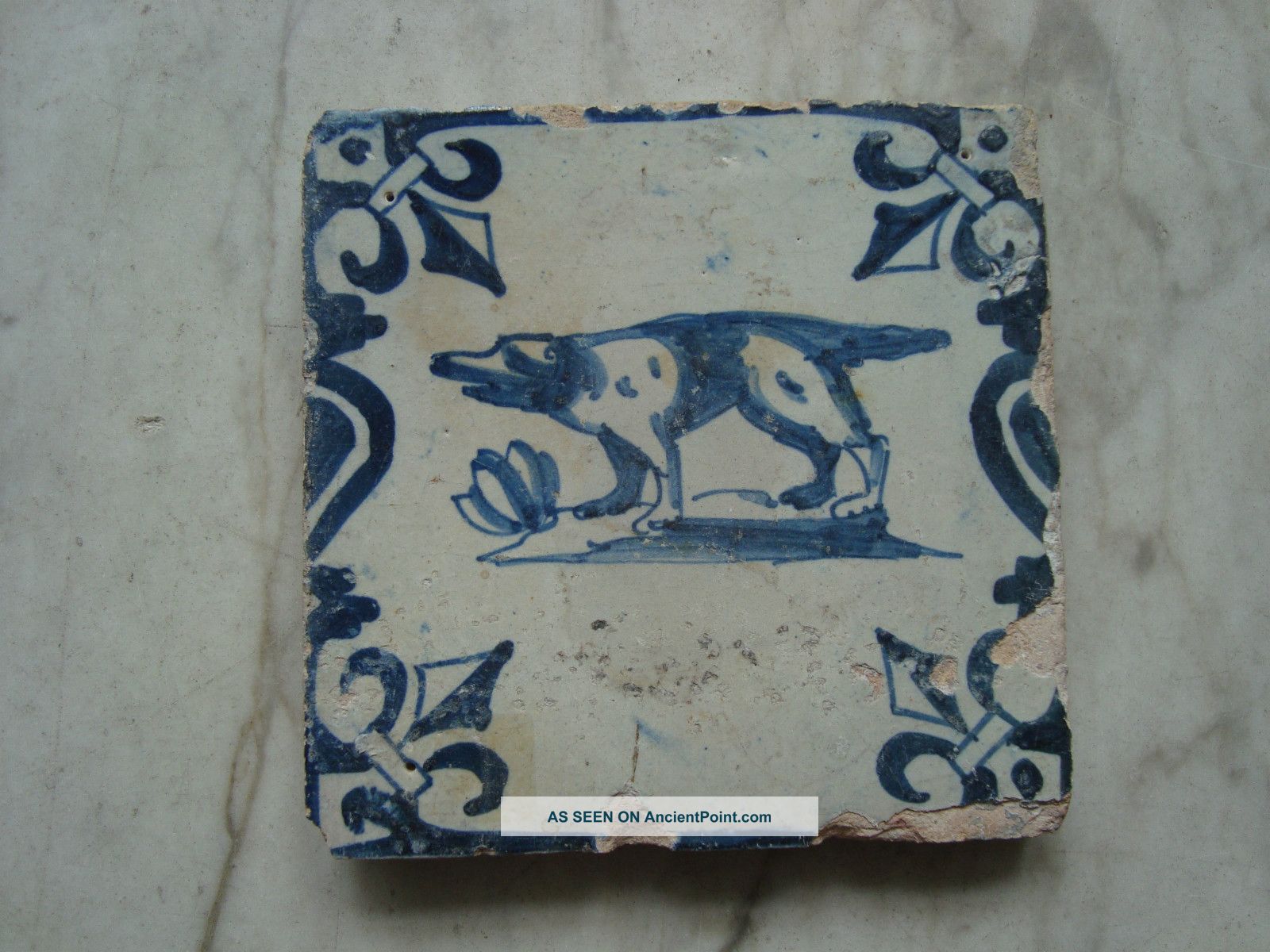 Delft Candelabra Tile With Crocodile Approx.  1640 Tiles photo