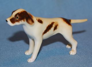Vintage Porcelain Ceramic Pottery Pretty Miniature Pointer Dog Figurine photo
