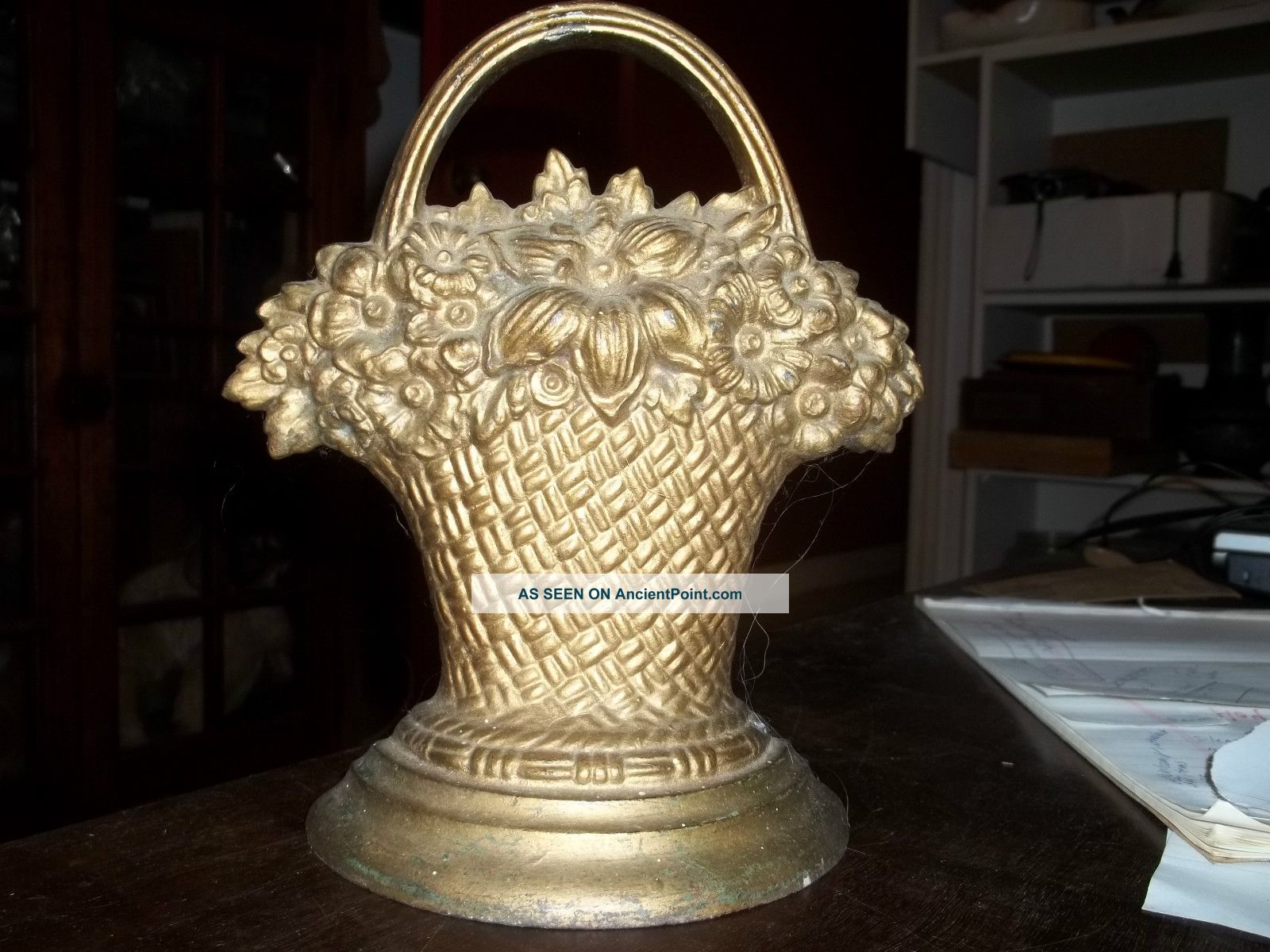 Antique Bradley Hubbard Cast Iron Flower Garden Basket Doorstop B&h Metalware photo