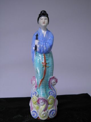 Vintage Chinese Porcelain Figurine Of A Women Hand Painted photo