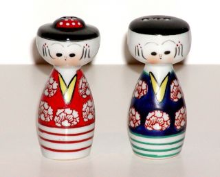 Japanese Asian Oriental Kokeshi Doll Cute Ceramic Salt & Pepper Shakers photo