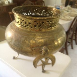 Egyptian Camel Footed Antique Islamic Middle Eastern Brass Floor Planter Pot photo