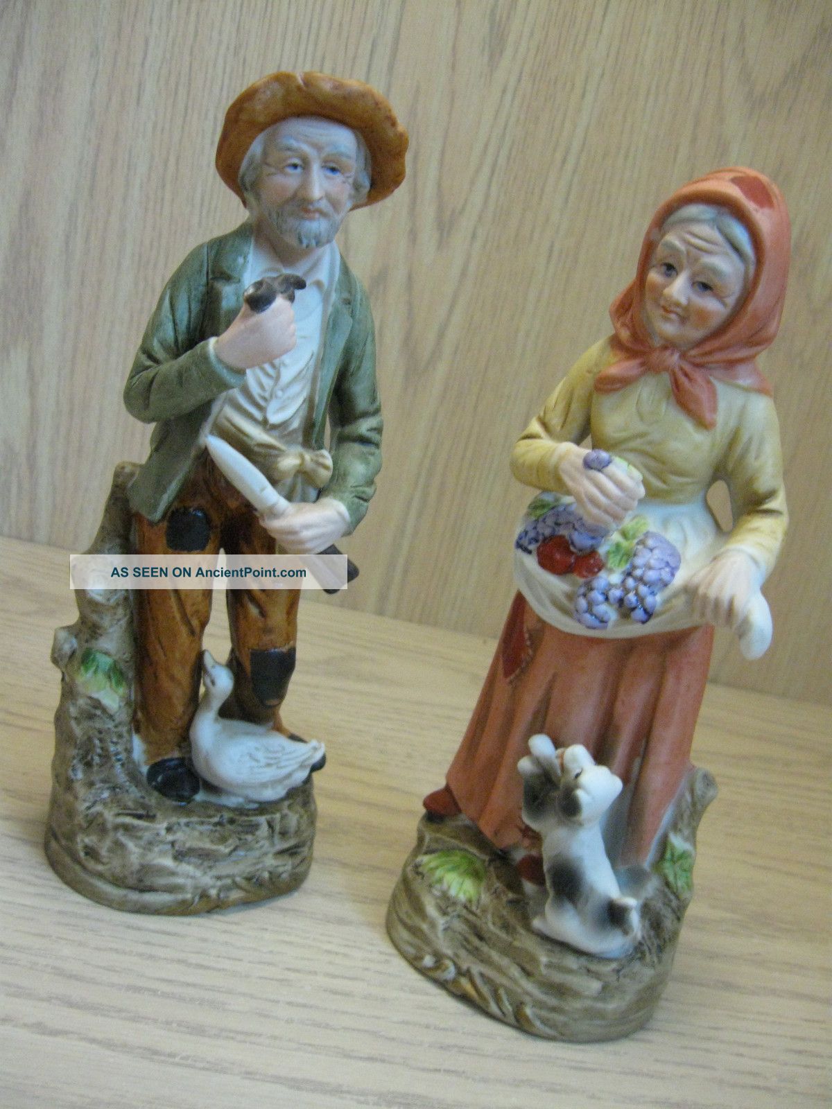 Figurines Lady & Man Farmers With Animals By Their Side S - 2042 Japan Figurines photo