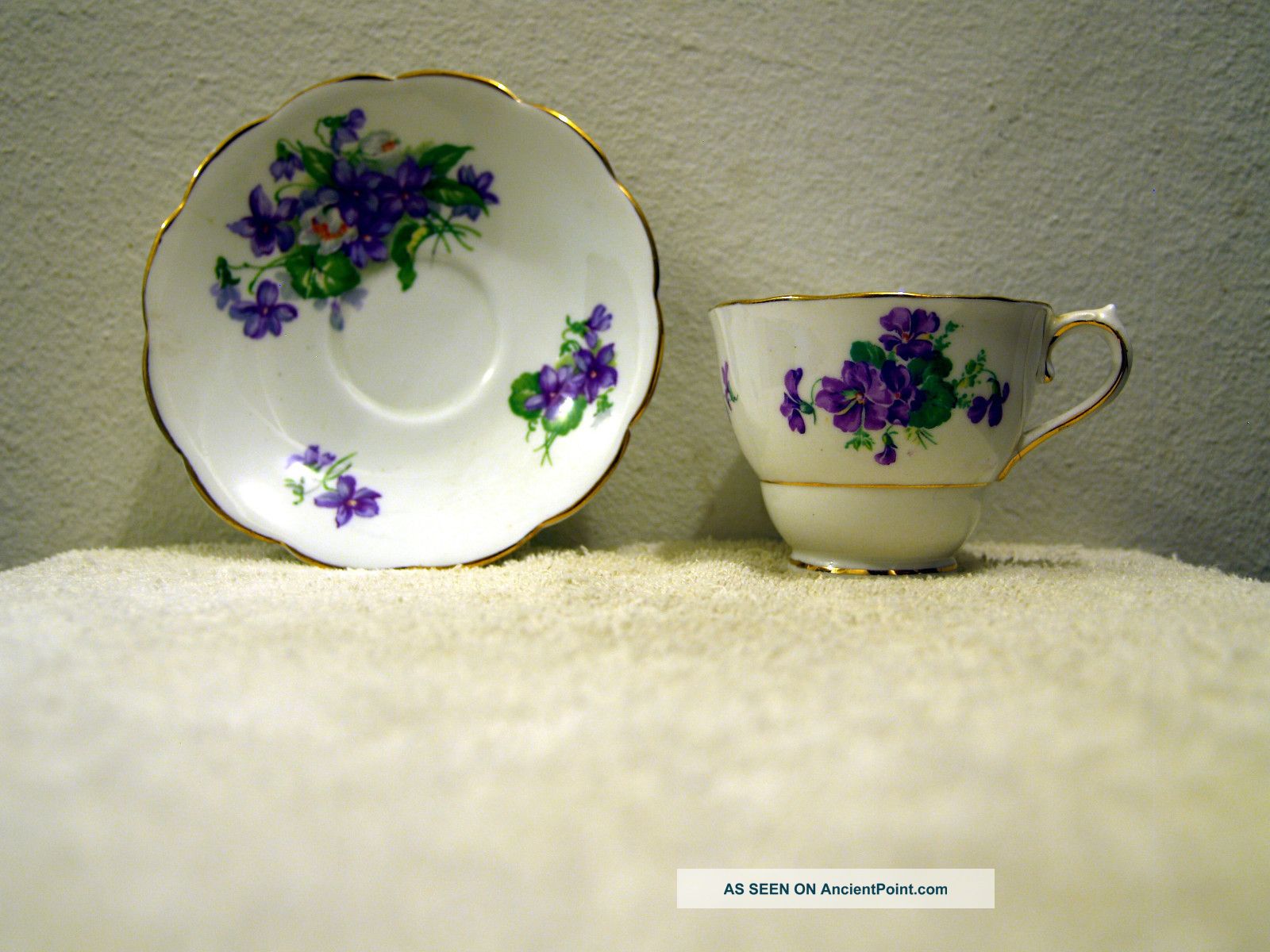 Colclough Bone China Made In Longton England - Cup/vanderwood Bone China - Saucer Cups & Saucers photo