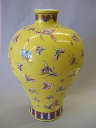 Rare Chinese Export Yellow Ground Big Vase With Butterflies photo