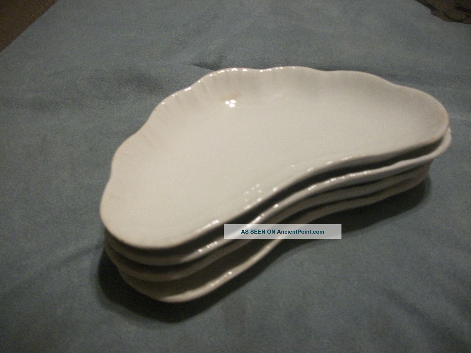 4 Antique Bone Oyster Side Plates - Johnson Bros.  England,  Royal Semi - Porcelain Plates & Chargers photo