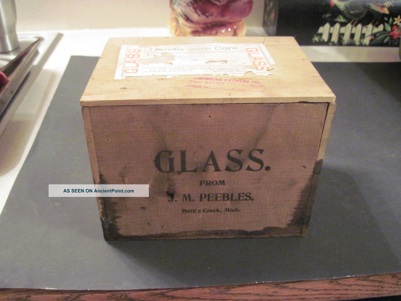 Antique J.  M.  Peebles Battle Creek,  Michigan Wood Box Boxes photo