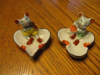 Porcelain Figurine Mouse With Drum/fiddle photo