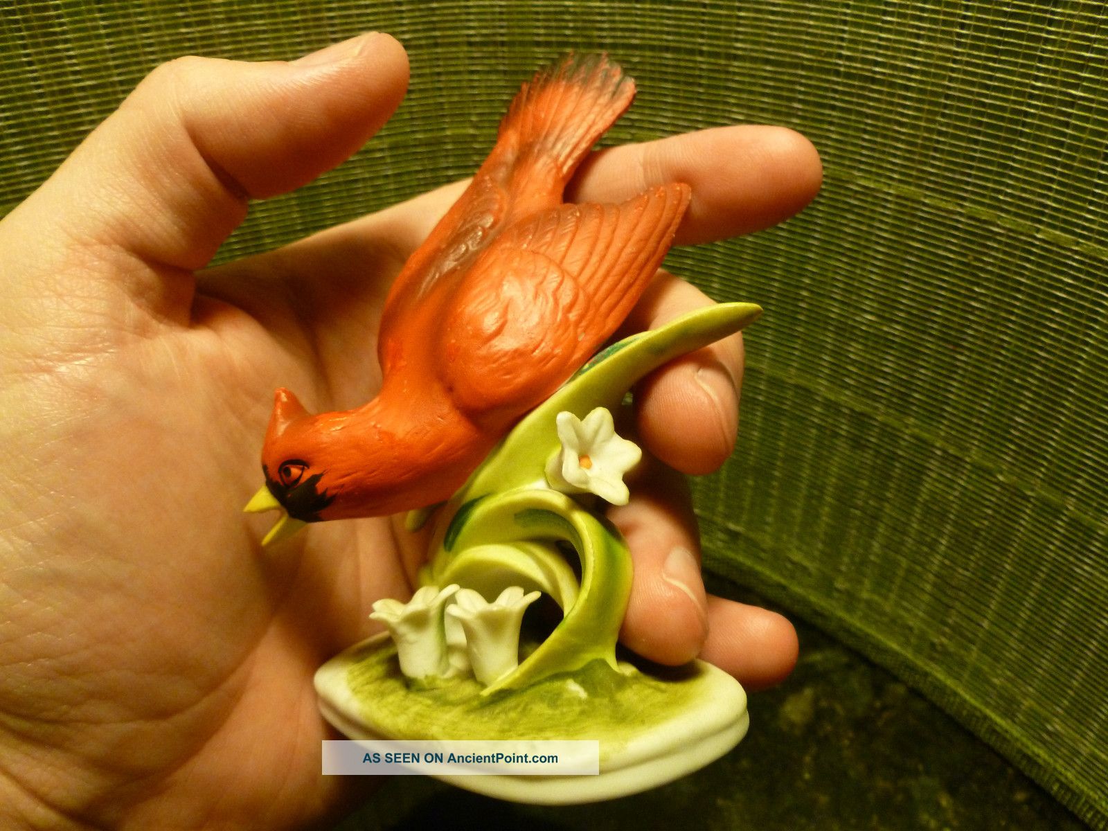 G.  Z.  Lefton Cardinal Bird Figurine - Hand Painted China - Collectors Kw 464 Figurines photo
