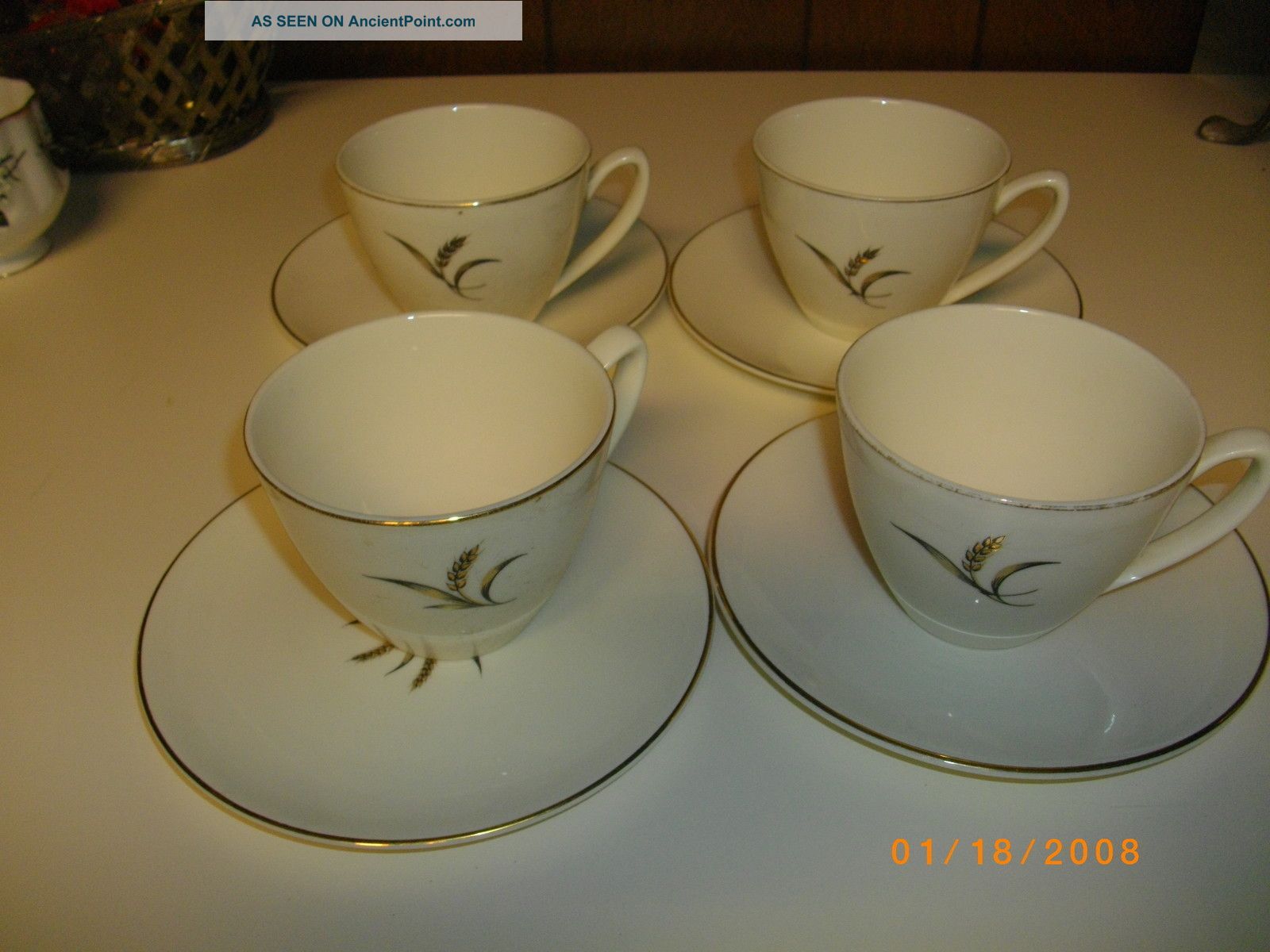 Set Of 4 Knowles Royal Dover Cup/ Saucer Gold Wheat 23kt Gold Trim Cups & Saucers photo