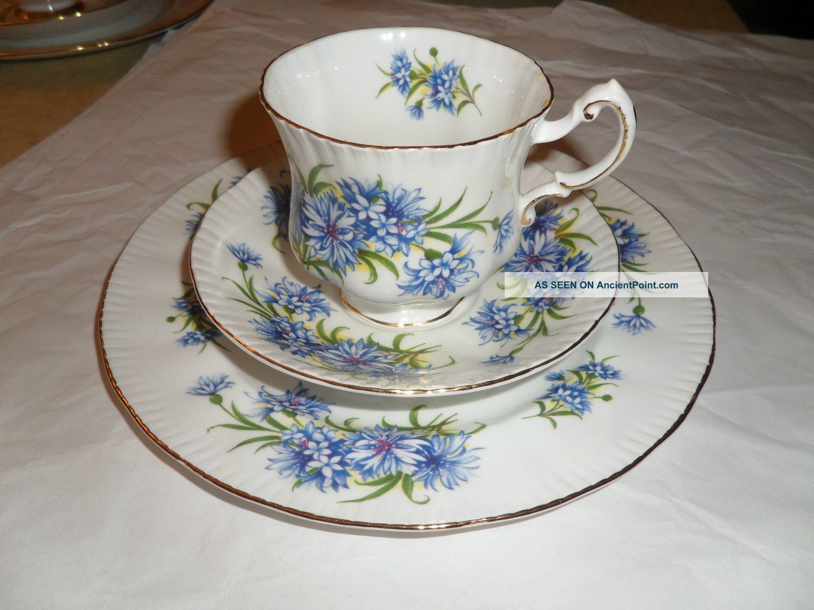 3 Piece Desert Setting Paragon By Appointment Cups & Saucers photo