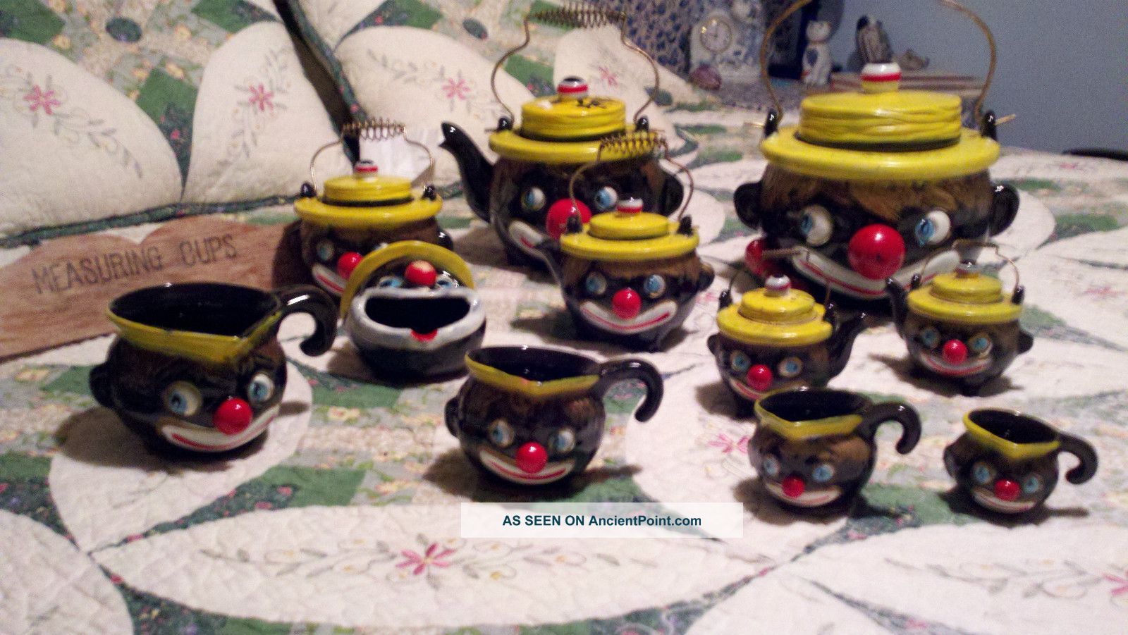 Thames Black Americana Clown Set Complete Set Teapots & Tea Sets photo