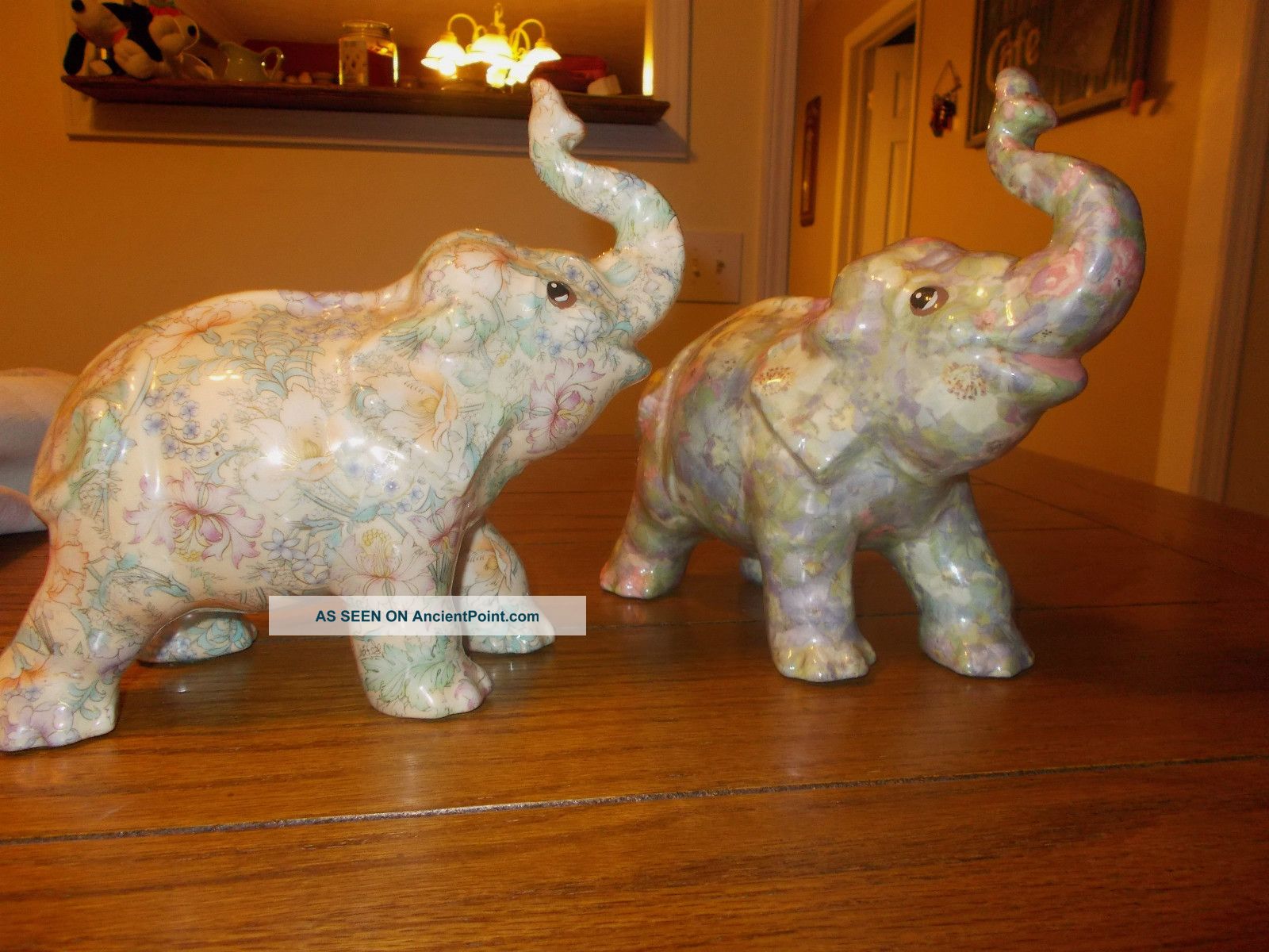 Handmade Elephant Figurines Figurines photo