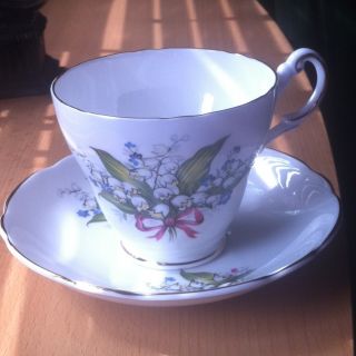 Set/regency/fine English/bone China/tea Cup& Saucer/lilies Of The Valley photo