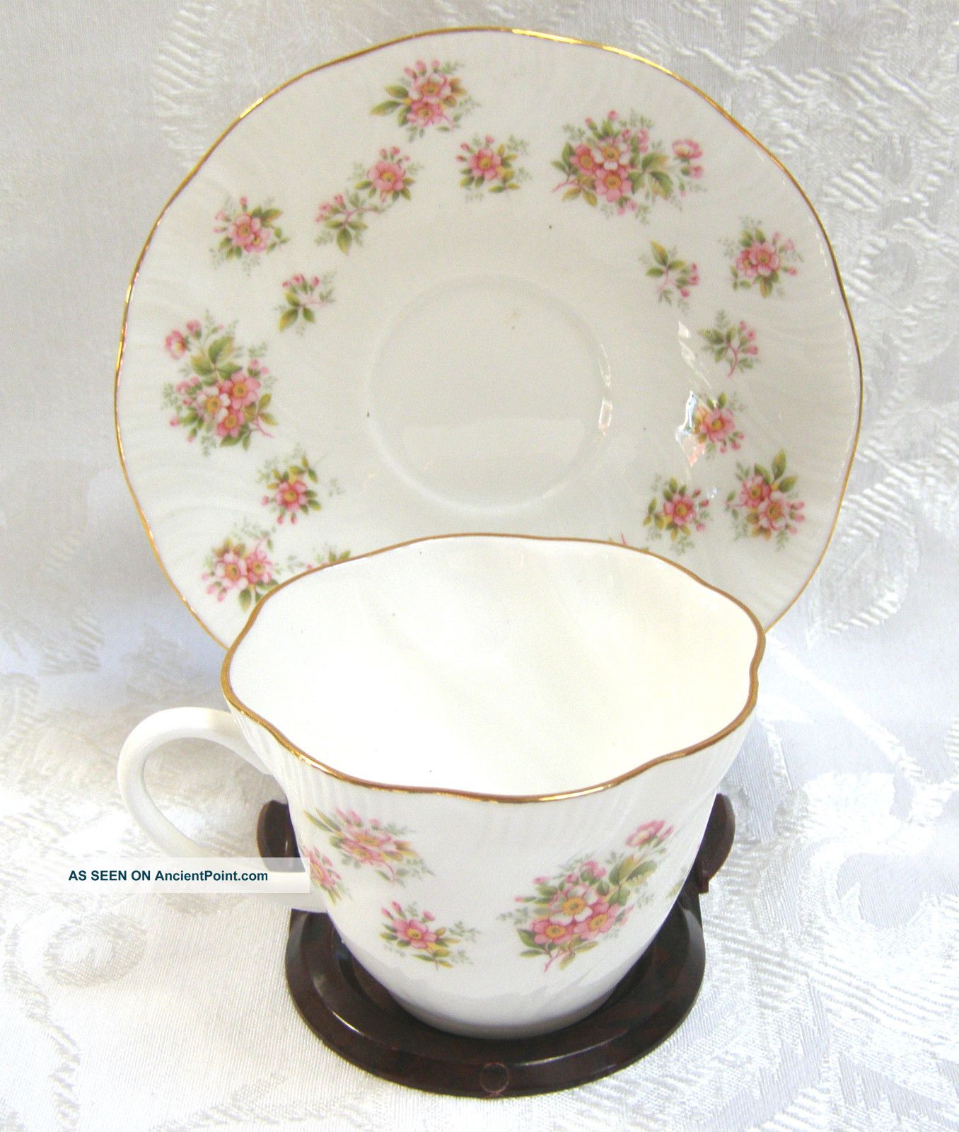 Lovely Queen ' S Apple Blossom Cup And Saucer From The Countryside Series Cups & Saucers photo