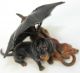 Cold Painted Vienna Bronze Dog Miniature,  2 Dogs Under Umbrella Metalware photo 4