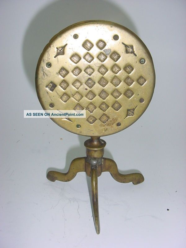 Antique Brass Miniature Tilt Top Candle Reflector Metalware photo