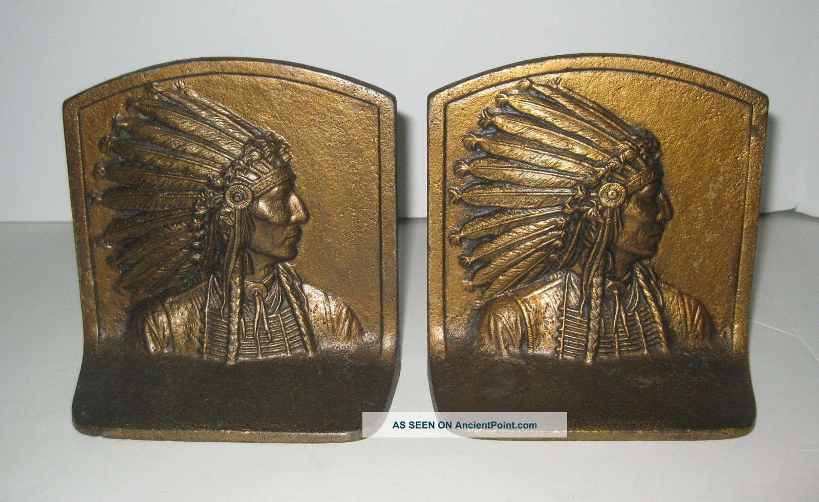 Antique Hubley Indian Head Chief Cast Iron Bookends C:1925 Metalware photo