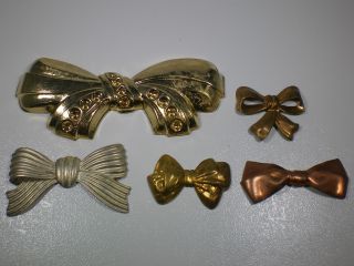 Group 5 Vintage Metal Decorative Various Bows Appliques All Different photo