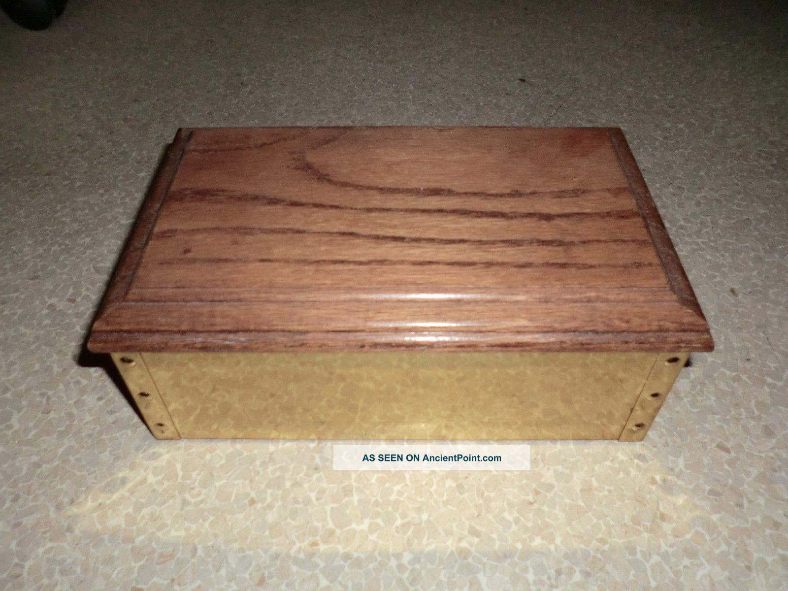 Solid Brass Hinged Box W/oak Wood Lid Metalware photo