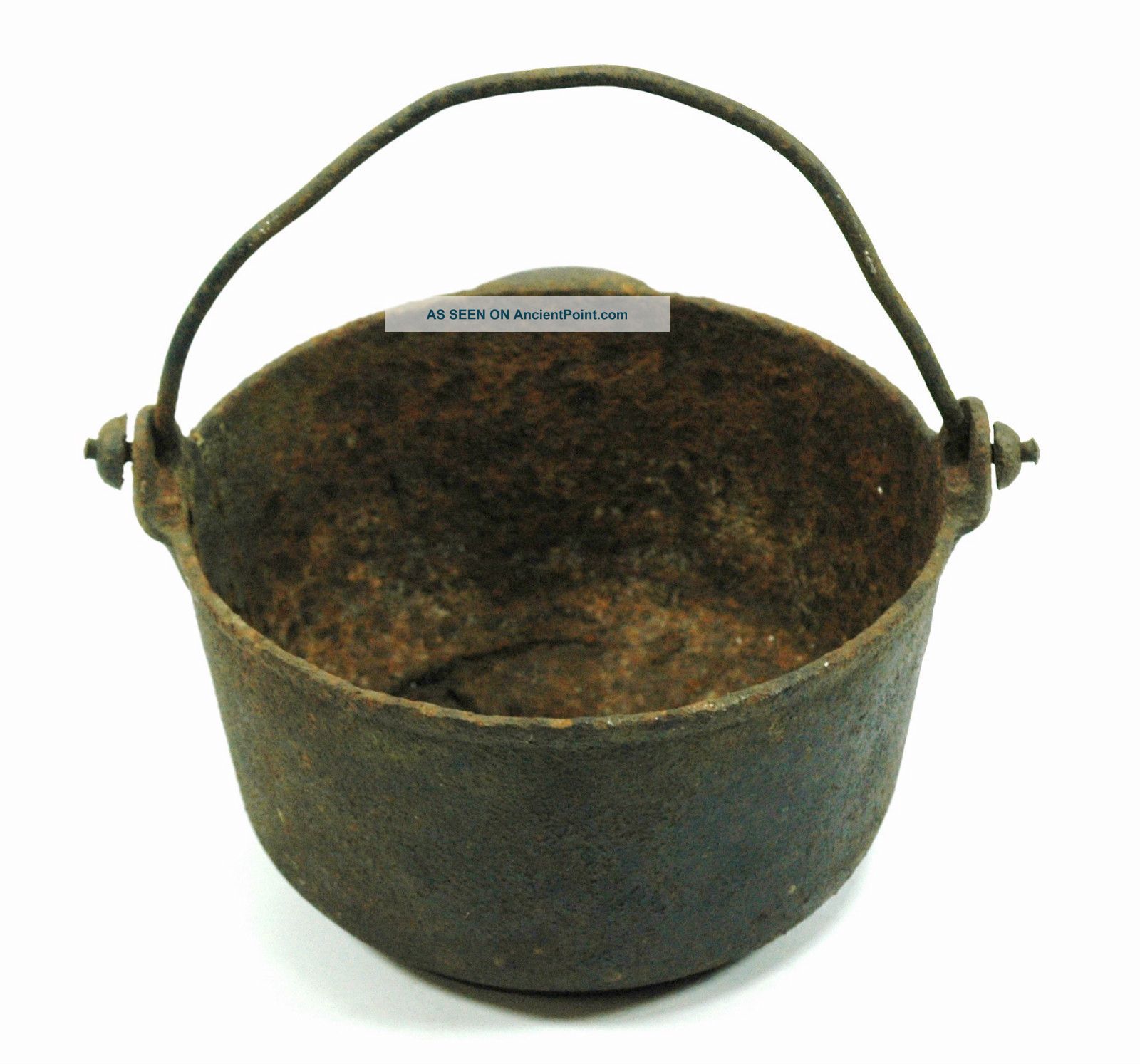 Vintage Cast Iron Pots 34
