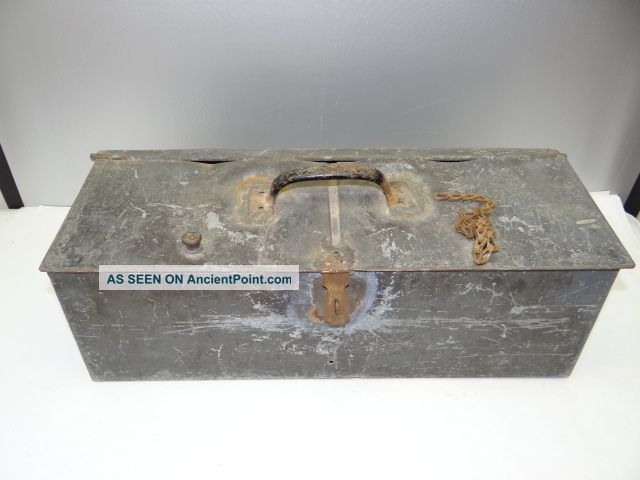 Antique Old Metal Homemade Welded Carpenters & Plumbers Rustic Toolbox Container Metalware photo